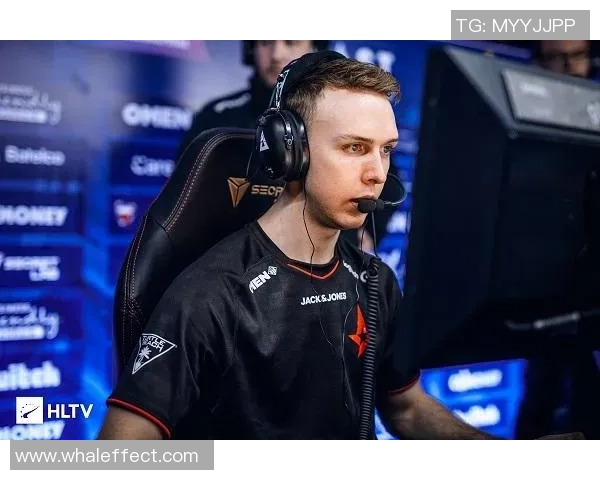 FPX战队在CSGO比赛中进攻策略的优缺点分析与反思